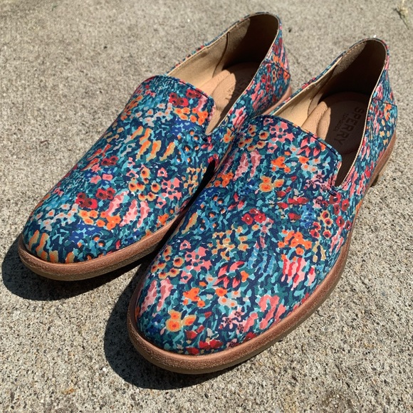 Sperry Top-Sider Seaport Levy Liberty Navy Floral Printed Canvas Loafer Size 6 - Picture 5 of 5